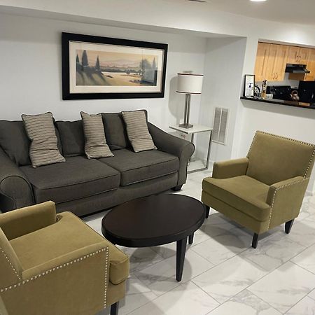 Lovely Remodeled 2Bdrm Basement Home Вашингтон Екстер'єр фото
