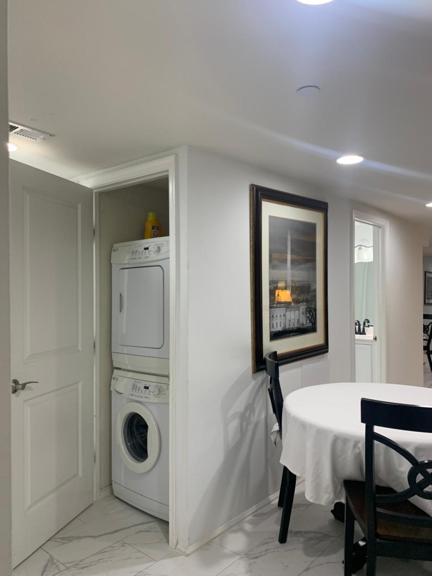 Lovely Remodeled 2Bdrm Basement Home Вашингтон Екстер'єр фото